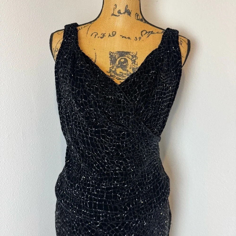 SILK Carmen Marc Valvo Signature Black Sequin skirt set vintage 8